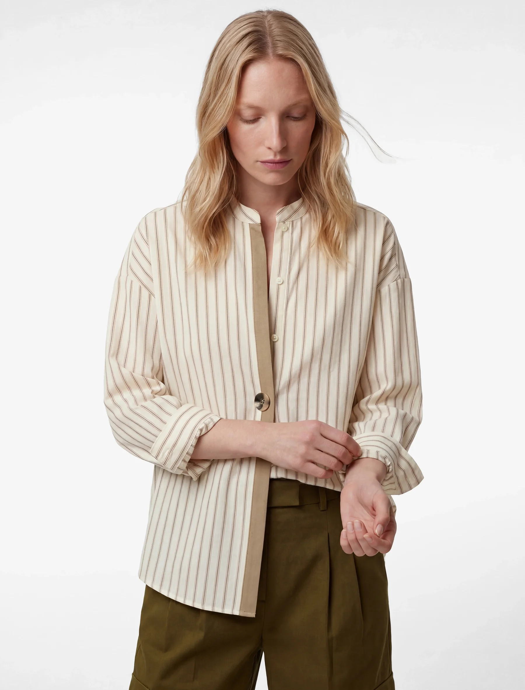 KËMISHË PËR FEMRA